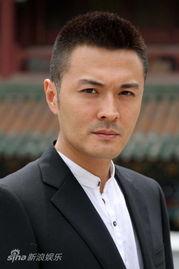 于小伟父母资料,父母职业、教育经历及家庭环境全解析